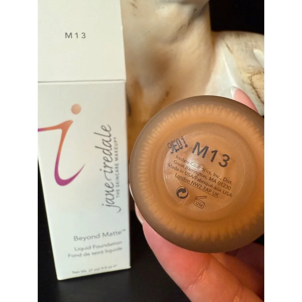 Jane Iredale Beyond Matte Liquid Foundation M13 0.9 fl oz Full‎ Coverage Makeup